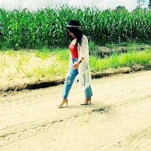 Meet your Posher, Casea